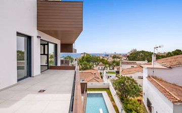 Property slide 15