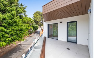 Property slide 20