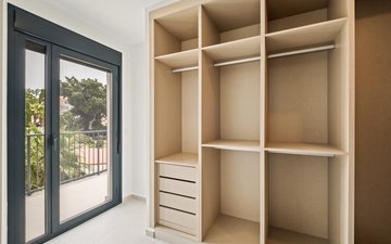 Property slide 25