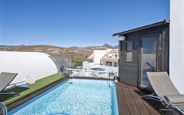 Property slide 17