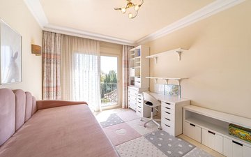 Property slide 24
