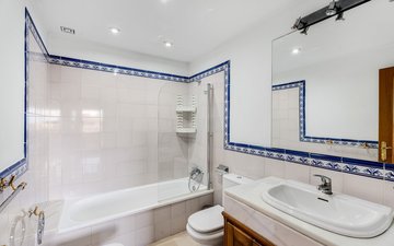 Property slide 21