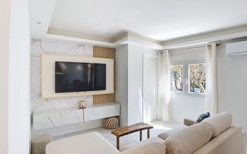 Property slide 4