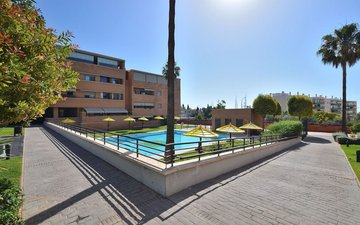 Property slide 25
