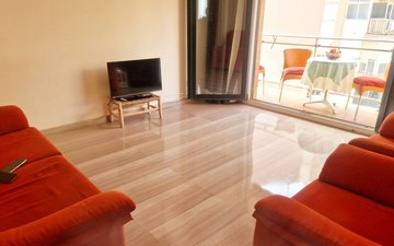 Property slide 16