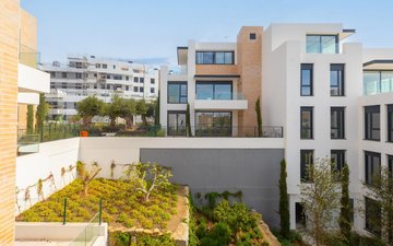 Property slide 23