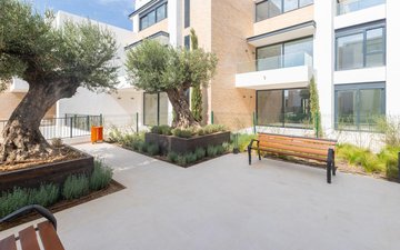 Property slide 28