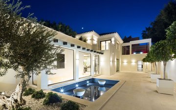 Property slide 24