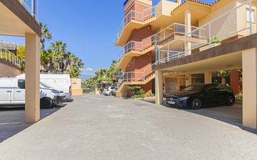 Property slide 20