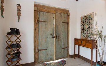 Property slide 16