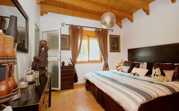 Property slide 24