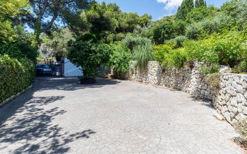 Property slide 15
