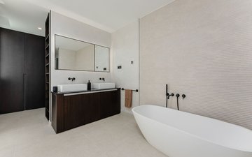 Property slide 18
