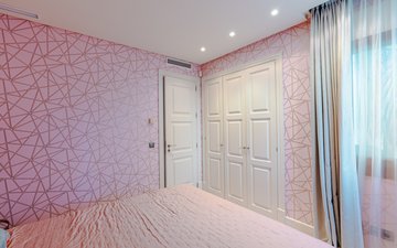 Property slide 17