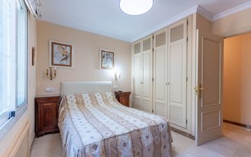 Property slide 50