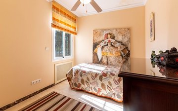 Property slide 64