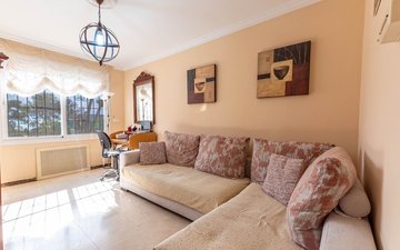 Property slide 66