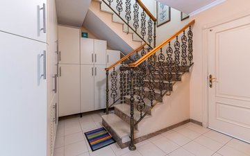 Property slide 67
