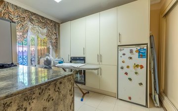 Property slide 68