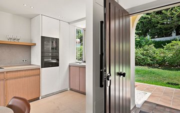 Property slide 10