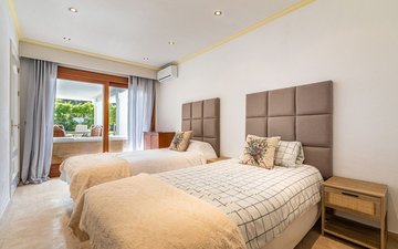 Property slide 22