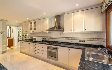 Property slide 33