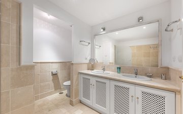 Property slide 20