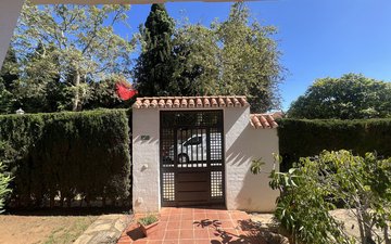 Property slide 32