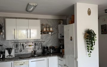 Property slide 5