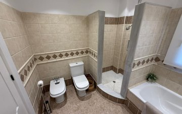 Property slide 25