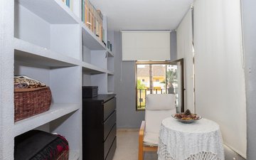 Property slide 20