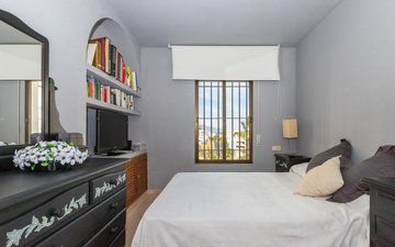Property slide 22
