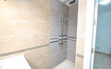 Property slide 23