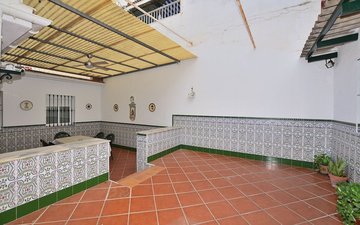 Property slide 24