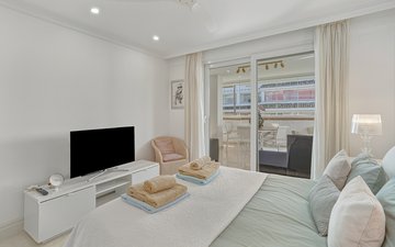Property slide 21