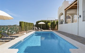 Property slide 47