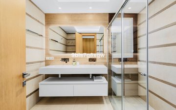 Property slide 17