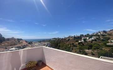 Property slide 50