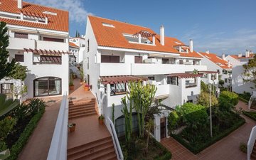 Property slide 17