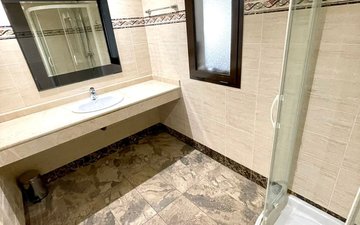 Property slide 16