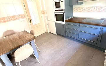 Property slide 18