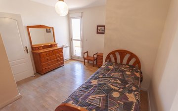 Property slide 22