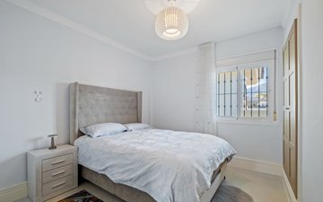 Property slide 25