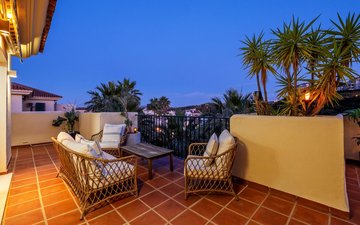 Property slide 39