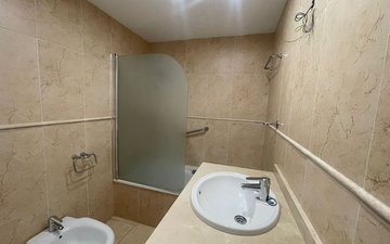 Property slide 44