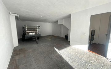Property slide 48