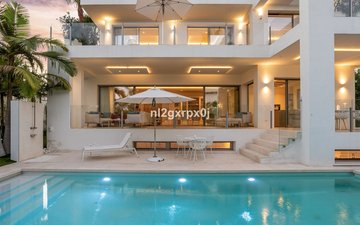 Property slide 40
