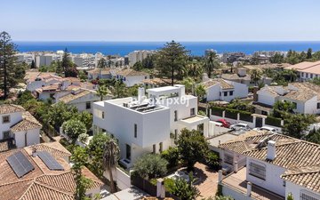 Property slide 48