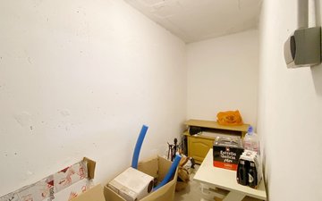 Property slide 46