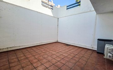 Property slide 25